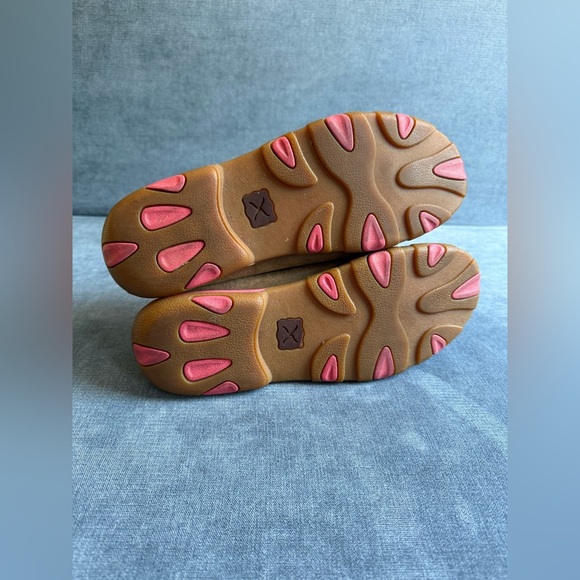 Twisted X Slip On Driving Moccasin Women’s SZ 8.5 M Brown Pink Breast Cancer - Picture 7 of 9